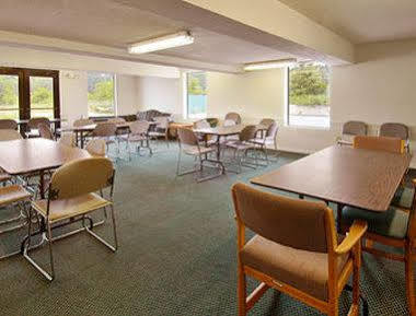 Days Inn By Wyndham Newberry South Carolina Buitenkant foto