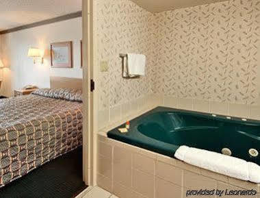 Days Inn By Wyndham Newberry South Carolina Buitenkant foto